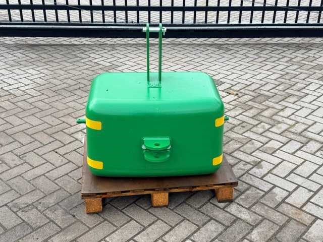 Frontgewicht “600kg” - afbeelding 1 van  8