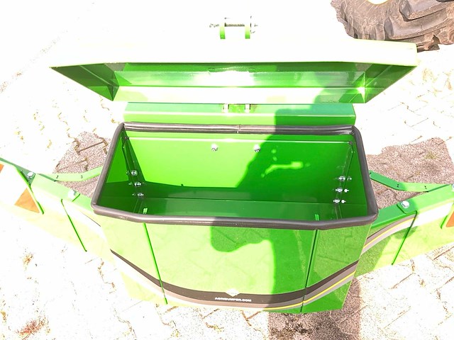 Frontgewicht 600kg - afbeelding 9 van  13
