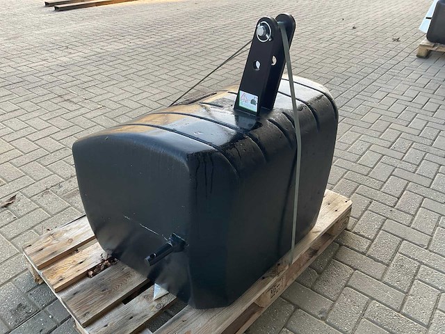 Frontgewicht, “650kg” - afbeelding 3 van  6