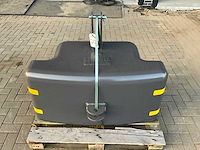 Frontgewicht, “750kg” - afbeelding 1 van  3