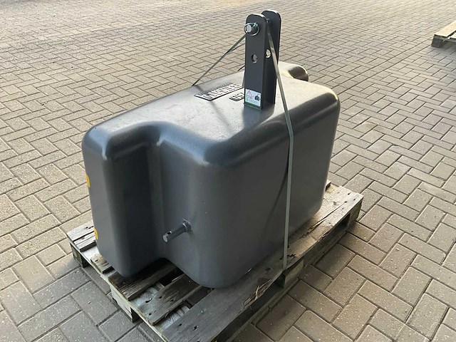 Frontgewicht, “750kg” - afbeelding 2 van  3