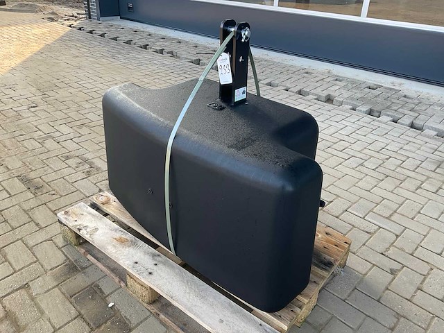 Frontgewicht, “750kg” - afbeelding 2 van  6