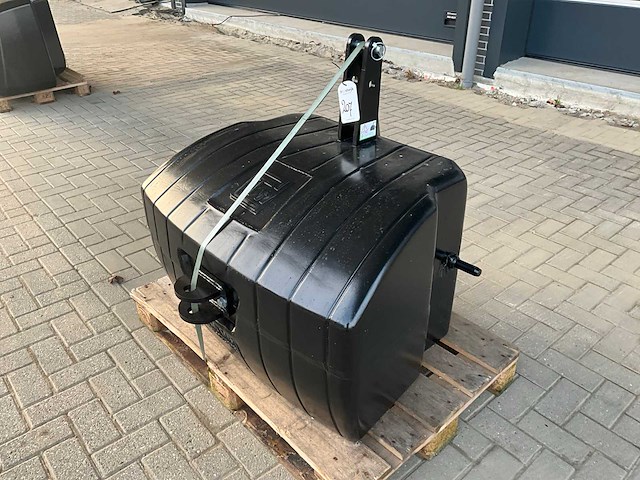 Frontgewicht, “900kg” - afbeelding 2 van  6