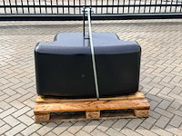 Frontgewicht, “900kg” - afbeelding 1 van  9