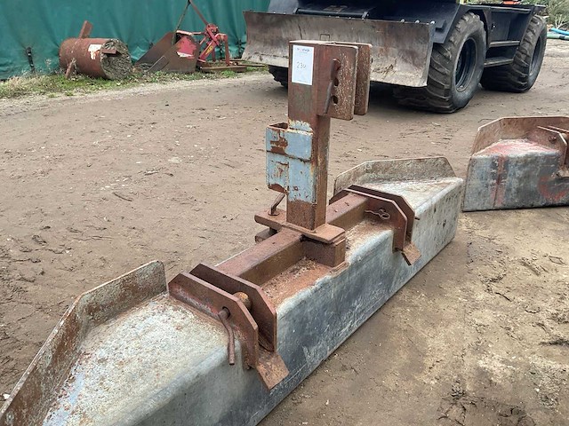 Frontgewicht - afbeelding 4 van  5