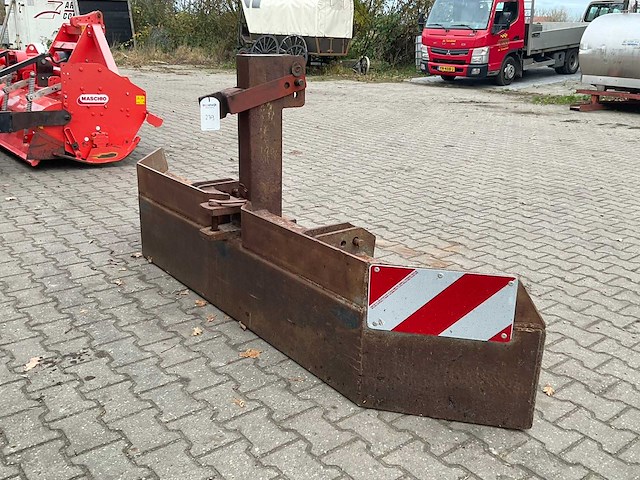 Frontgewicht - afbeelding 1 van  6