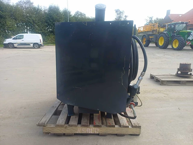 Fronthef gasolietank - afbeelding 4 van  6