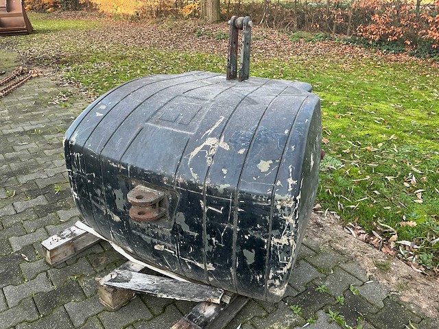Fronthef gewicht 1500kg - afbeelding 1 van  10