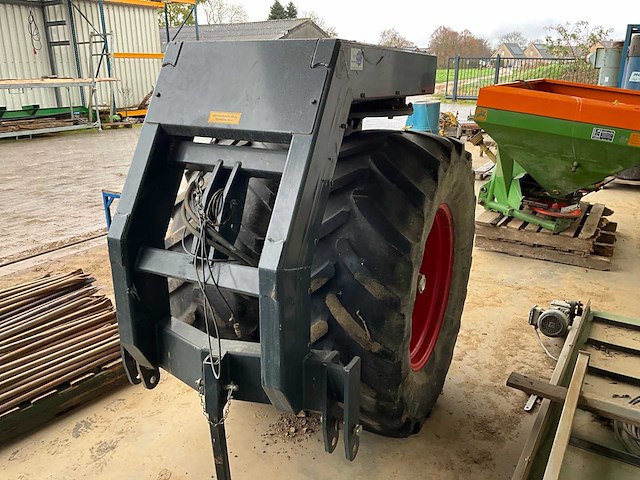 Frontpaker/neuswiel - afbeelding 2 van  9