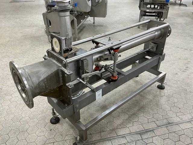 Fruit en groente watersnijmachine - afbeelding 2 van  4