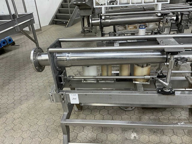 Fruit en groente watersnijmachine - afbeelding 4 van  5