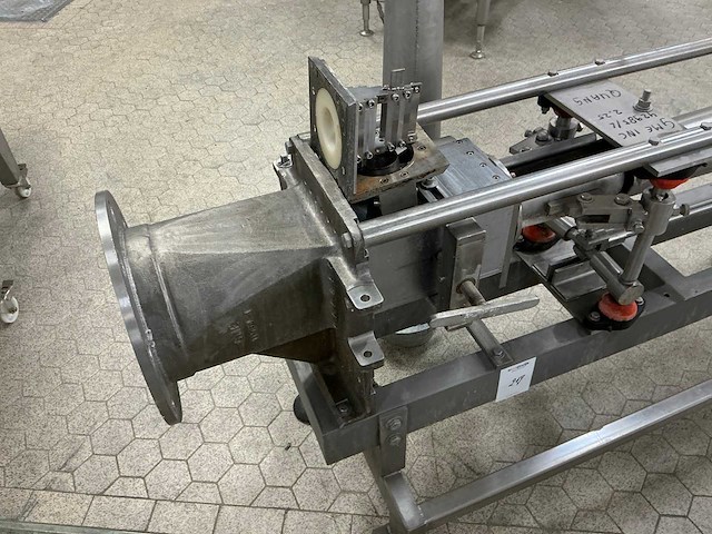 Fruit en groente watersnijmachine - afbeelding 5 van  5