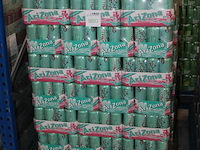 Fruitdrank arizona honey green. 155 trays a 12 stuks 33 cl. totaal 1860 blikken. tht 3-27. bod is inclusief... - afbeelding 2 van  3