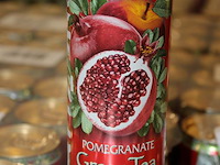 Fruitdrank arizona pommegranate. 135 trays a 12 stuks 33 cl. totaal 1620 blikken. tht 1-26. bod is inclusie... - afbeelding 3 van  3