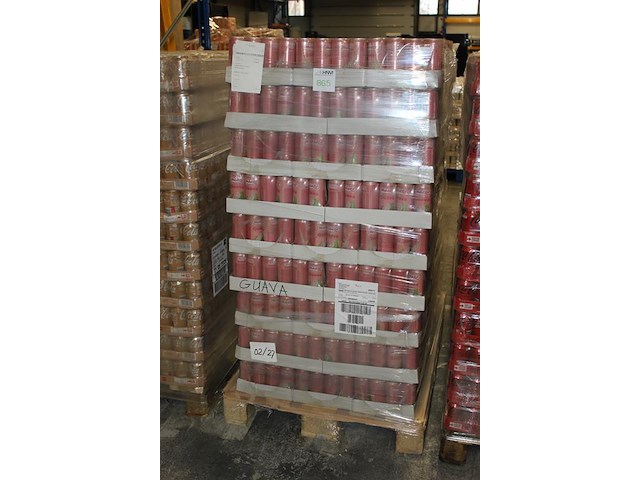 Fruitdrank maaza guava. 90 trays a 24 stuks 33 cl. totaal 2160 blikken. tht 2-27. bod is inclusief 324 eur... - afbeelding 2 van  3