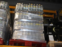 Fruitwater o2 life appel kiwi. 116 packs a 6 flessen. totaal 696 flessen. tht 5-26. bod is inclusief 104,40... - afbeelding 1 van  2