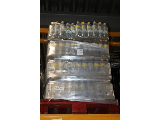 Fruitwater o2 life appel kiwi. 116 packs a 6 flessen. totaal 696 flessen. tht 5-26. bod is inclusief 104,40... - afbeelding 2 van  2