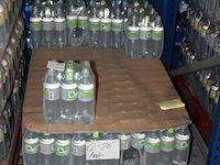 Fruitwater o2 life appel kiwi. 38 packs a 6 flessen. totaal 228 flessen. tht 12-26. bod is inclusief 34,20 ... - afbeelding 2 van  3