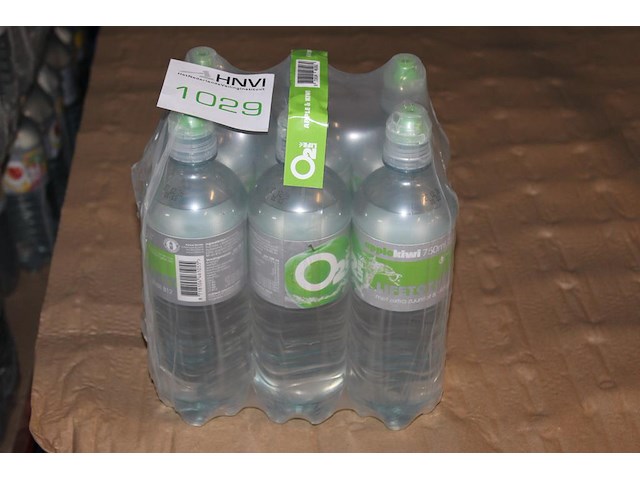 Fruitwater o2 life appel kiwi. 38 packs a 6 flessen. totaal 228 flessen. tht 12-26. bod is inclusief 34,20 ... - afbeelding 3 van  3