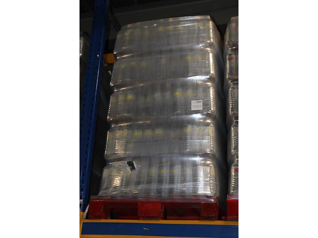 Fruitwater o2 life lemon grapefruit. 145 packs a 6 flessen. totaal 870 flessen. tht 12-26. bod is inclusief... - afbeelding 2 van  2