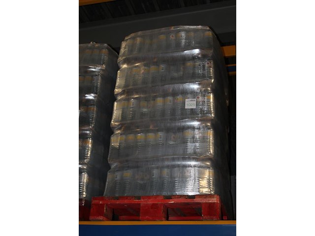 Fruitwater o2 life peach green tea. 145 packs a 6 flessen. totaal 870 flessen. tht 12-26. bod is inclusief ... - afbeelding 2 van  2