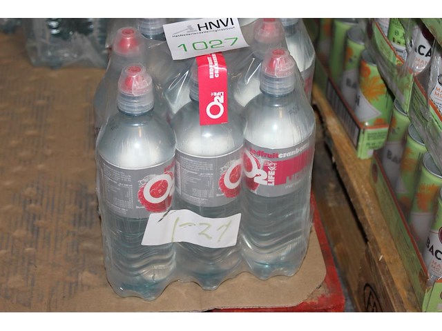 Fruitwater o2 life rood fruit. 19 packs a 6 flessen. totaal 114 flessen. tht 1-27. bod is inclusief 17,10 e... - afbeelding 2 van  2