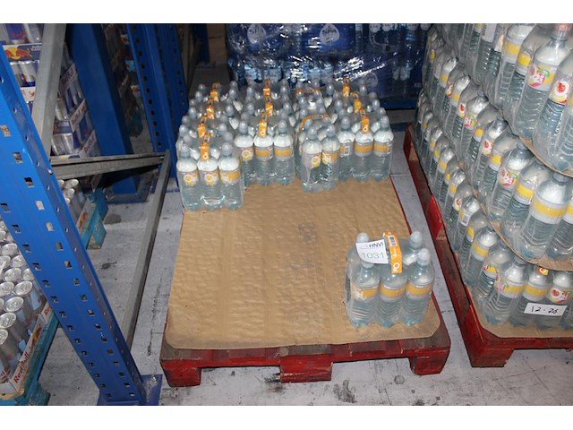 Fruitwater o2 lifemango fruit. 13 packs a 6 flessen. totaal 78 flessen. tht 4-26. bod is inclusief 11,70 e... - afbeelding 1 van  2