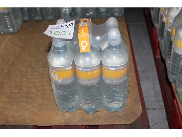 Fruitwater o2 lifemango fruit. 13 packs a 6 flessen. totaal 78 flessen. tht 4-26. bod is inclusief 11,70 e... - afbeelding 2 van  2