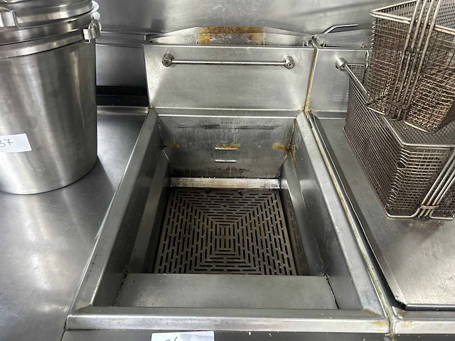 Fry logic - fls 300 - professionele rvs friteuse 22 liter met 1 frituurmand - afbeelding 7 van  7