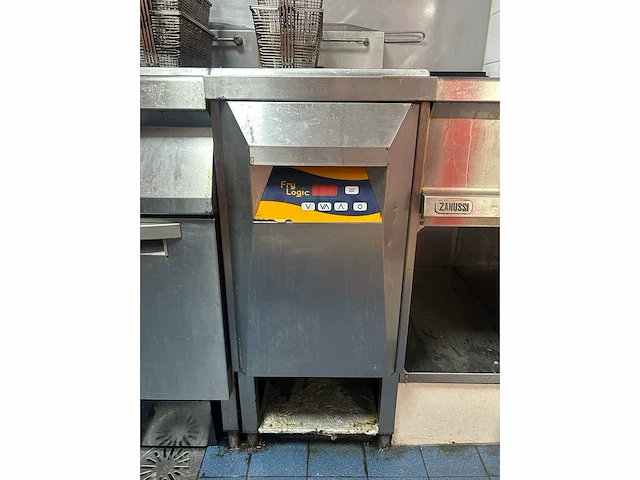 Fry logic - professionele rvs friteuse met 2 frituurmanden - afbeelding 2 van  7