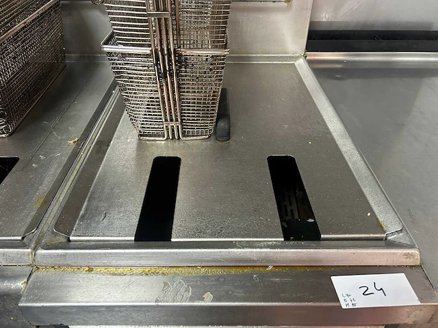 Fry logic - professionele rvs friteuse met 2 frituurmanden - afbeelding 3 van  7