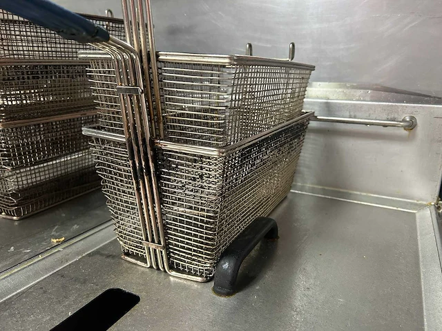 Fry logic - professionele rvs friteuse met 2 frituurmanden - afbeelding 4 van  7