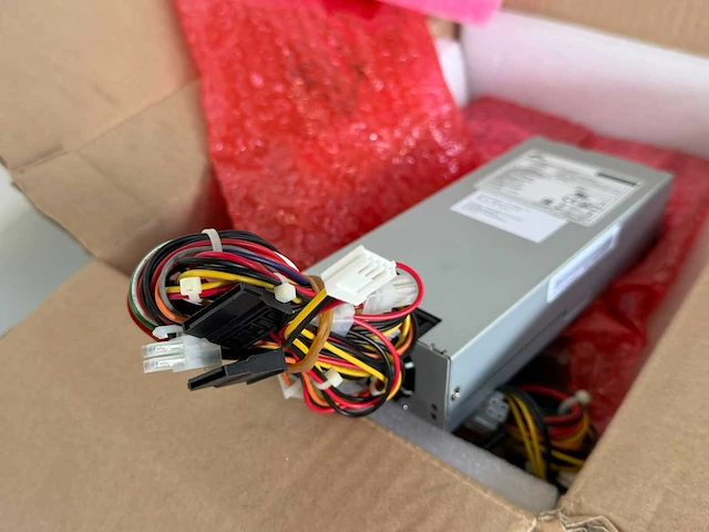 Fsp - fsp220-60mpc - pc netvoeding - afbeelding 2 van  4