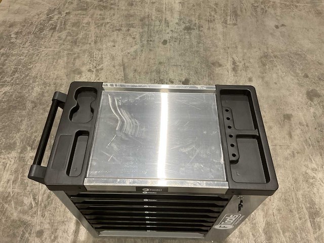Ftools xxl 8/8 ft3007 gereedschapswagen - afbeelding 16 van  67