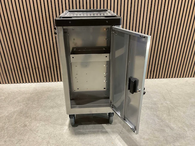 Ftools xxl 8/8 ft3007 gereedschapswagen - afbeelding 54 van  67