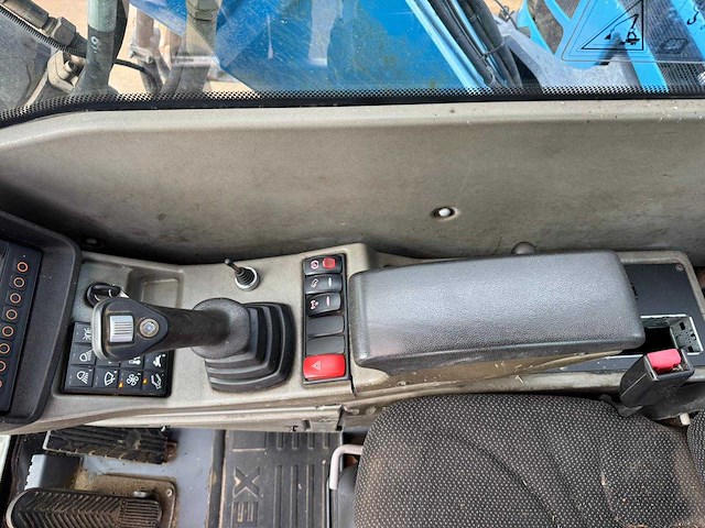 Fuchs - mhl250 - wheeled excavator - 2015 - afbeelding 11 van  30