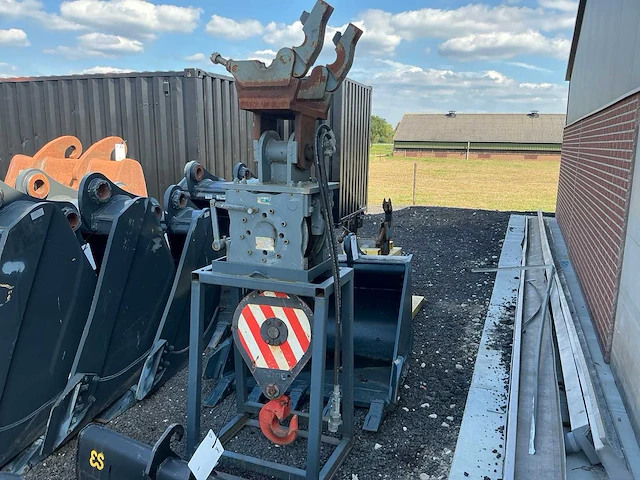 Fuchs hydraulische hijslier - afbeelding 2 van  7