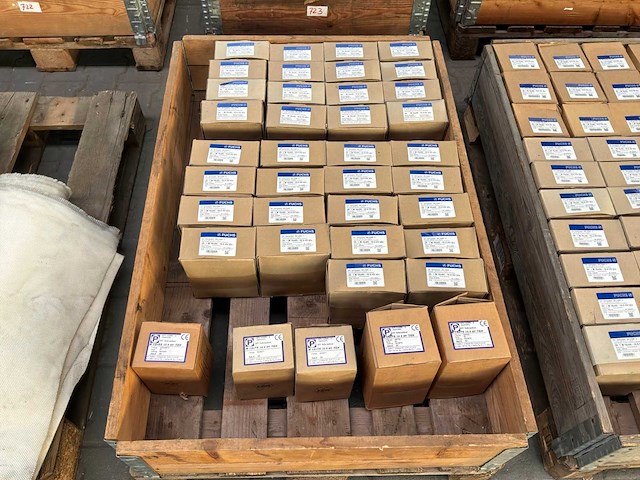 Fuchs m16 bouten (1500x) - afbeelding 1 van  6