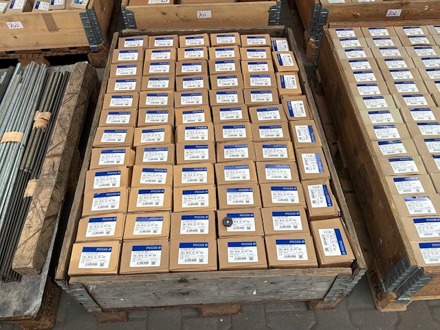 Fuchs m16 moeren (6800x) - afbeelding 1 van  6