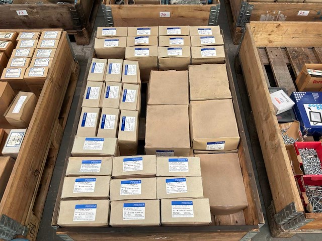 Fuchs m27 bouten, moeren & ringen (1740x) - afbeelding 1 van  2