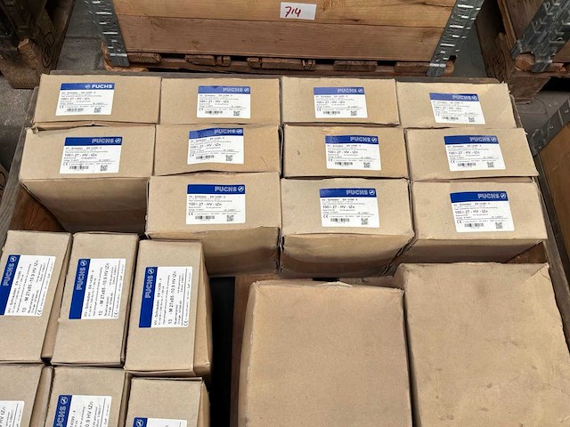 Fuchs m27 bouten, moeren & ringen (1740x) - afbeelding 2 van  2