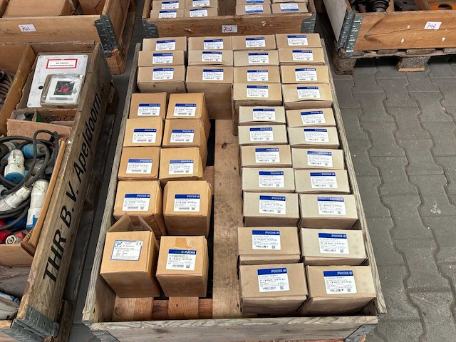 Fuchs partij m20 bouten (950x) - afbeelding 1 van  6