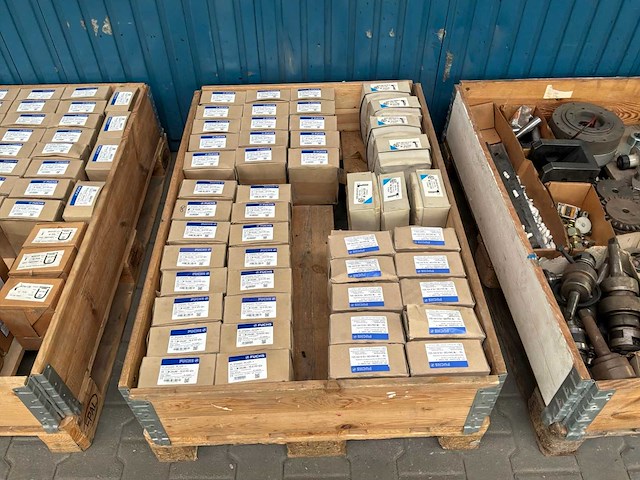 Fuchs partij m24 bouten (500x) - afbeelding 1 van  6