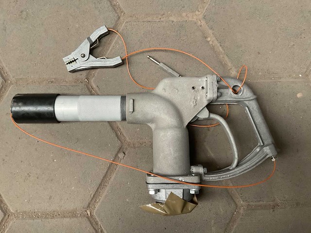 Fuel and oil nozzle (2x) - afbeelding 2 van  4