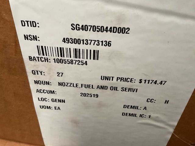 Fuel and oil nozzle (2x) - afbeelding 4 van  4