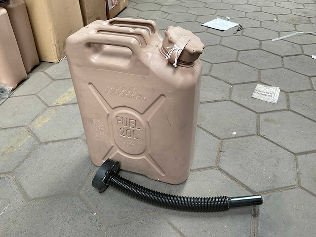 Fuel can (2x) - afbeelding 1 van  3