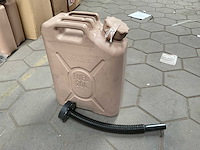 Fuel can (2x) - afbeelding 1 van  3