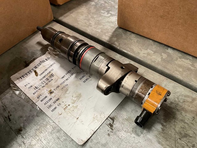 Fuel injector assembly (4x) - afbeelding 2 van  3