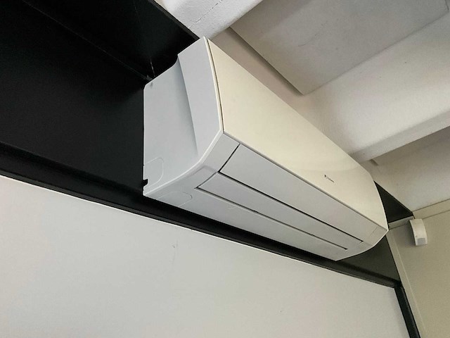 Fuji - airconditioning installatie - afbeelding 2 van  4