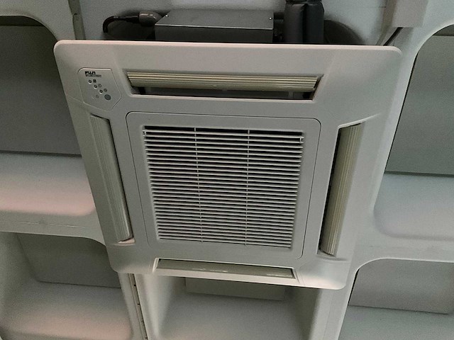 Fuji - airconditioning installatie - afbeelding 2 van  3